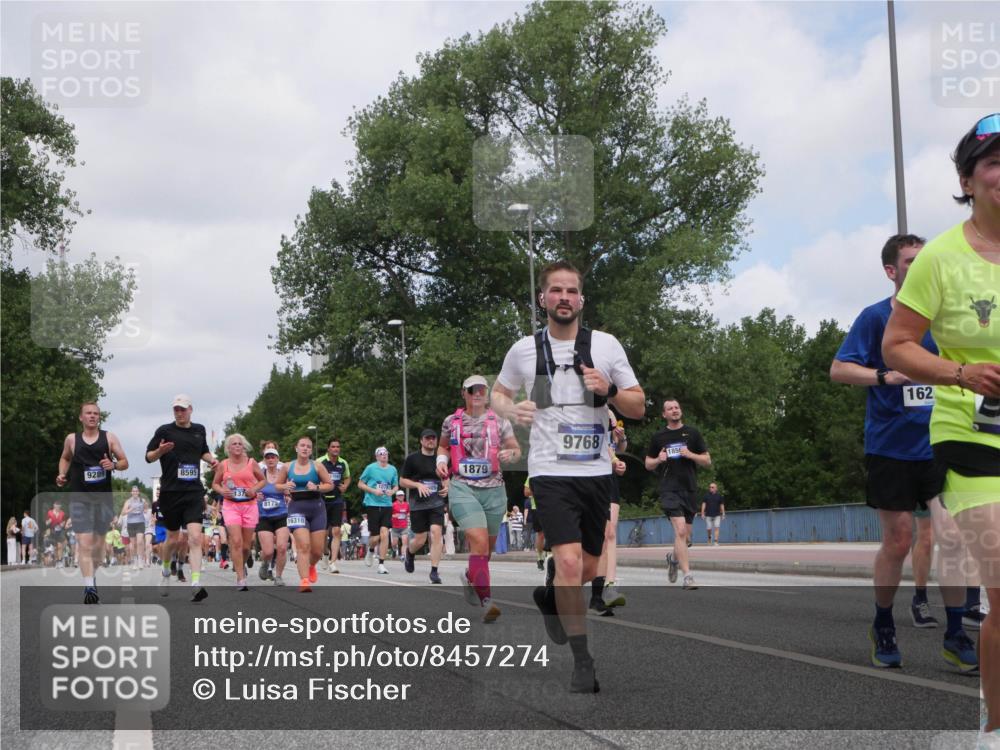29.06.2025 - hella hamburg halbmarathon Luisa Fischer http://msf.ph/oto/8457274 29.06.2025 10:36:11 Kennedybrücke 9289, 8595, 137, 8175, 16310, 1879, 9768, 1856, 162, 1078, 1199, 1373, 1732, 1879, 2384, 2838, 3221, 3422, 3653, 4030, 4096, 4446, 5581, 6861, 8175, 8595, 8839, 9289, 9471, 9768, 9780 meine-sportfotos.de