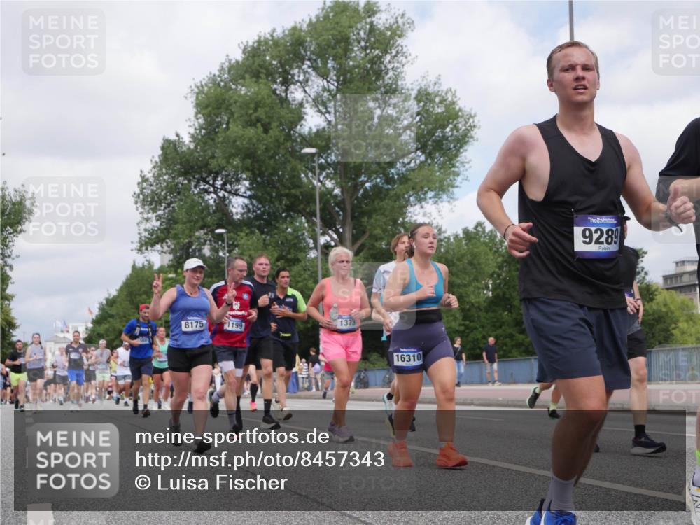 29.06.2025 - hella hamburg halbmarathon Luisa Fischer http://msf.ph/oto/8457343 29.06.2025 10:36:16 Kennedybrücke 1373, 8175, 1199, 16310, 9289, 1078, 1199, 1373, 1879, 2838, 3422, 3560, 4030, 4446, 8175, 8595, 8993, 9289, 9768, 9780 meine-sportfotos.de