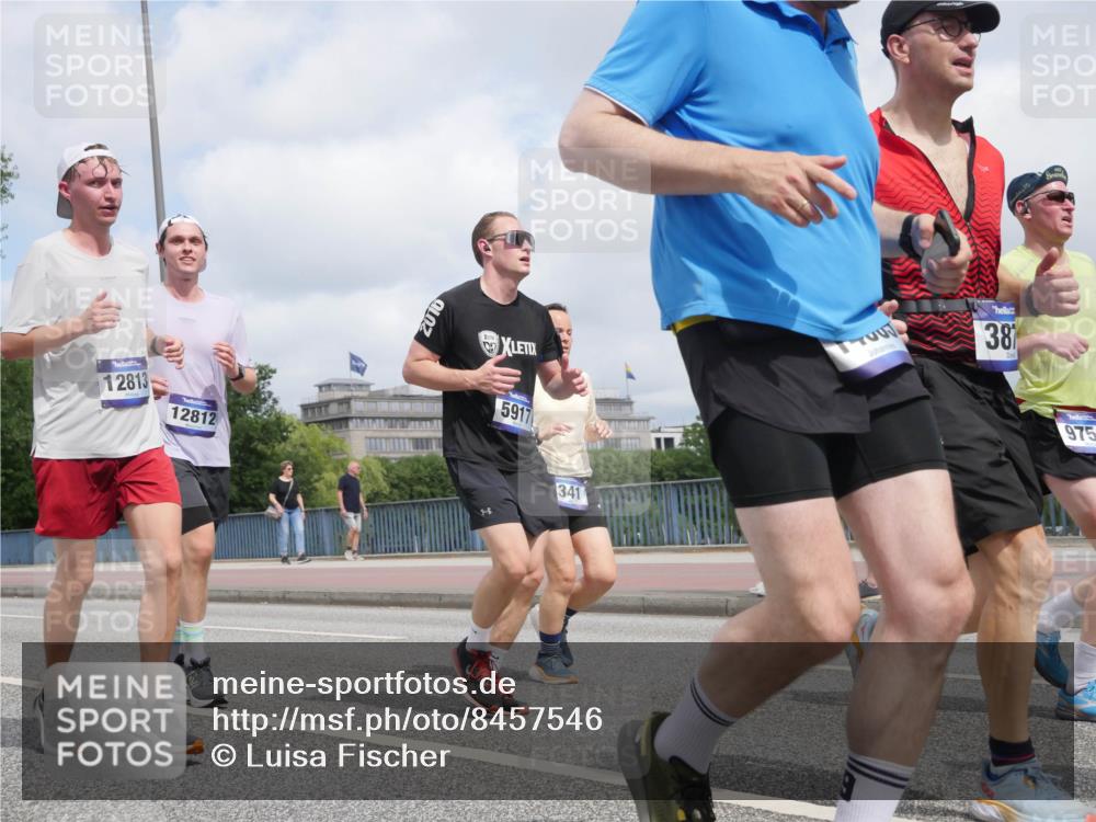 29.06.2025 - hella hamburg halbmarathon Luisa Fischer http://msf.ph/oto/8457546 29.06.2025 10:36:29 Kennedybrücke 2, 12813, 12812, 2016, 5917, 341, 38, 975, 1324, 1995, 2085, 2342, 3341, 3871, 4164, 5180, 5917, 6773, 6999, 7705, 8891, 9591, 9750 meine-sportfotos.de