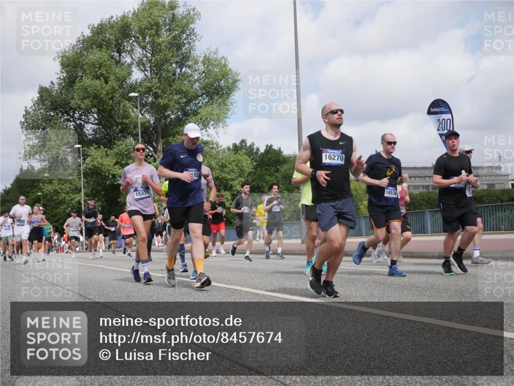 29.06.2025 - hella hamburg halbmarathon Luisa Fischer http://msf.ph/oto/8457674 29.06.2025 10:36:41 Kennedybrücke 15331, 02, 14476, 16270, 18536, 200, 2776, 3812, 4361, 4433, 4449, 5075, 5584, 7308, 7309, 9234, 9706, 9799 meine-sportfotos.de