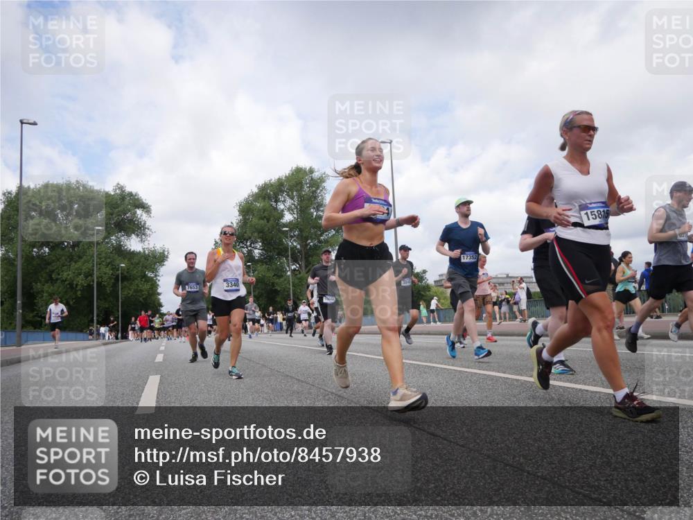 29.06.2025 - hella hamburg halbmarathon Luisa Fischer http://msf.ph/oto/8457938 29.06.2025 10:37:03 Kennedybrücke 7653, 3340, 10048, 3849, 17352, 15815, 2038, 3264, 3340, 3345, 3848, 4824, 4826, 5821, 5887, 6364, 6515, 6516, 7027, 7565, 7633, 7653, 7982, 8157, 8277, 8349, 8375, 8377, 8383, 8401, 9875, 10048, 10561 meine-sportfotos.de
