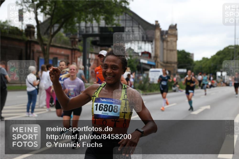29.06.2025 - hella hamburg halbmarathon Yannick Fuchs http://msf.ph/oto/8458200 29.06.2025 10:56:27 20KM 1006, 1128, 1212, 1264, 1377, 1432, 1568, 1573, 1674, 1726, 6414, 6415, 6752, 7658, 7869, 8045, 8624, 8730, 9131, 10214, 10519, 11180, 11670, 12156, 12286, 13498, 13868, 14368, 14456, 16292, 16654, 16688, 16808, 17136, 17383, 17955, 18599, 18919, 19023 meine-sportfotos.de