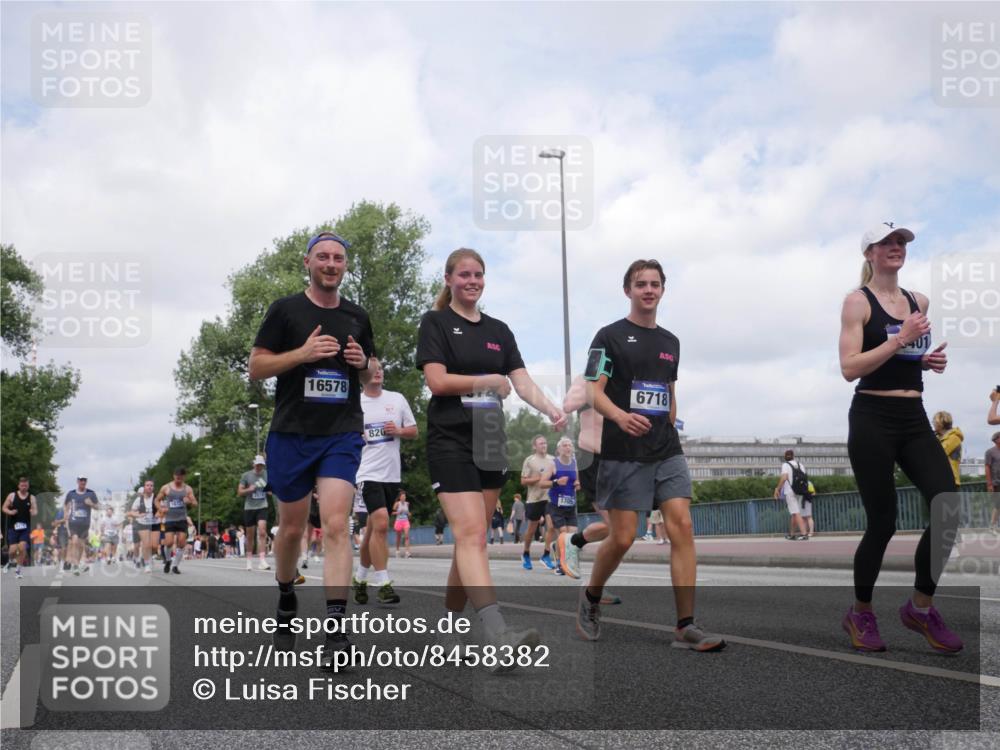 29.06.2025 - hella hamburg halbmarathon Luisa Fischer http://msf.ph/oto/8458382 29.06.2025 10:37:27 Kennedybrücke 16578, 820, 6718, 1705, 1025, 1705, 1787, 2496, 2510, 2511, 3145, 3829, 4479, 4942, 6034, 6109, 6718, 6727, 7324, 7329, 8202, 9094, 9514 meine-sportfotos.de