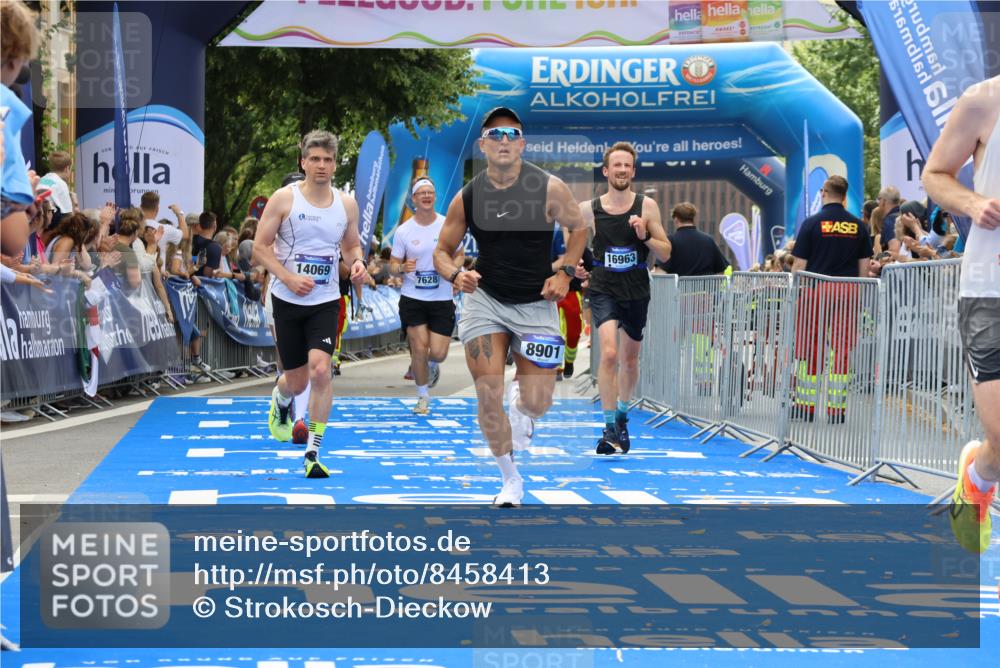 29.06.2025 - hella hamburg halbmarathon Strokosch-Dieckow http://msf.ph/oto/8458413 29.06.2025 10:35:02 Ziel 7628, 7972, 8864, 8901, 11559, 12044, 14069, 15391, 15902, 16140, 16177, 16963, 16964, 17022, 17643, 18220 meine-sportfotos.de