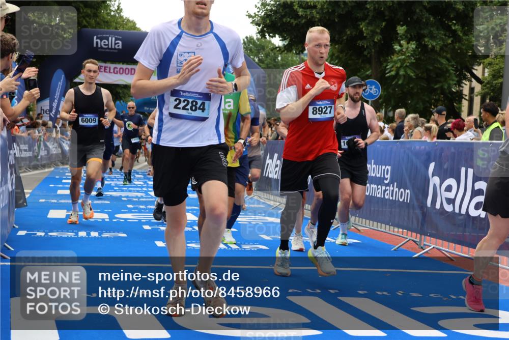 29.06.2025 - hella hamburg halbmarathon Strokosch-Dieckow http://msf.ph/oto/8458966 29.06.2025 10:47:35 Ziel 1070, 1320, 1592, 1696, 2284, 2708, 2953, 3304, 5889, 6009, 7962, 8023, 8234, 8852, 8927, 10969, 10988, 11021, 11283, 12870, 13223, 13303, 13948, 14618, 14619, 15451, 15478, 15479, 16205, 17846, 17905, 18104, 18970, 19181 meine-sportfotos.de