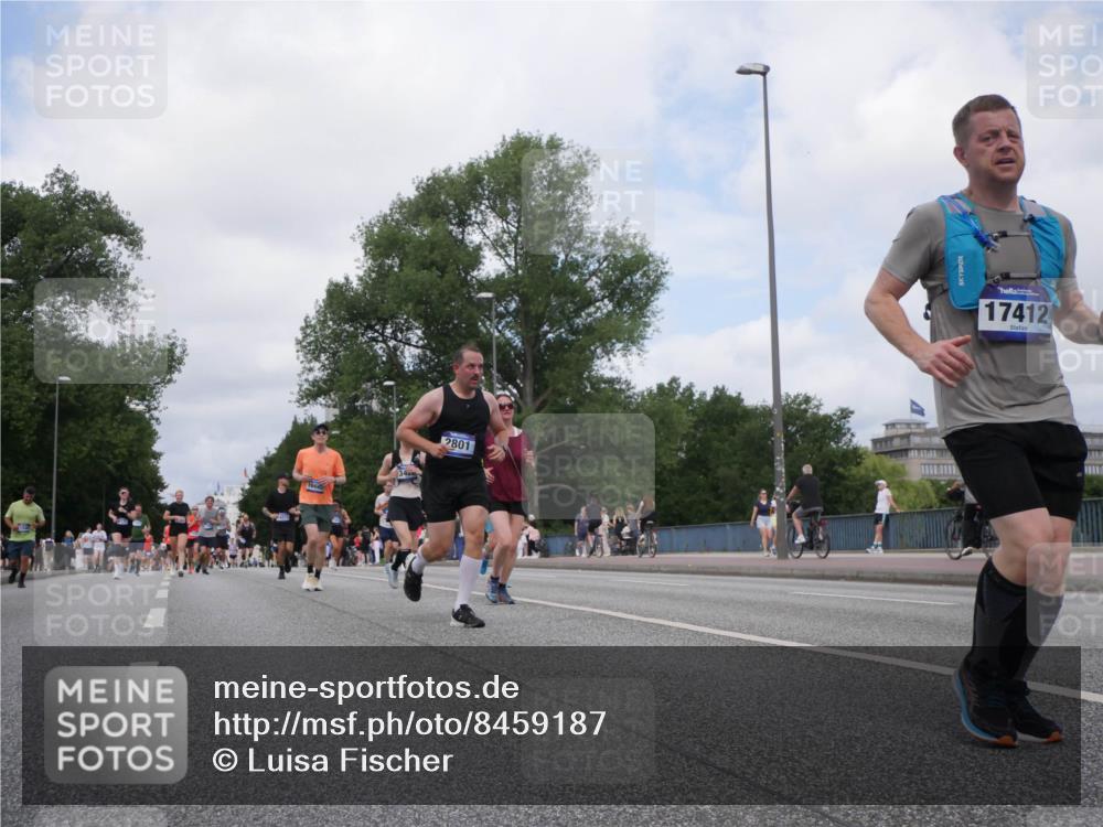29.06.2025 - hella hamburg halbmarathon Luisa Fischer http://msf.ph/oto/8459187 29.06.2025 10:37:48 Kennedybrücke 1668, 2801, 17412, 2355, 2751, 2801, 3420, 6171, 6310, 6329, 7299, 8021, 8965, 9379, 9448 meine-sportfotos.de