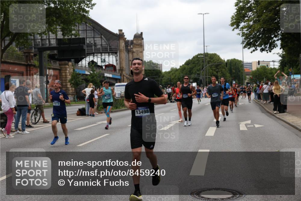 29.06.2025 - hella hamburg halbmarathon Yannick Fuchs http://msf.ph/oto/8459240 29.06.2025 10:56:33 20KM 1006, 1114, 1194, 1212, 1264, 1377, 1432, 1568, 1573, 1674, 1726, 1851, 3001, 3740, 4511, 6311, 6414, 6415, 6602, 6752, 7869, 8045, 8624, 8730, 10214, 10519, 11180, 12156, 12286, 13498, 14348, 14368, 14456, 16654, 16688, 16808, 17096, 17136, 17142, 17383, 18382, 18530, 19023 meine-sportfotos.de