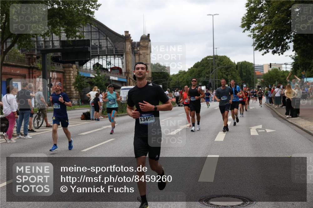 29.06.2025 - hella hamburg halbmarathon Yannick Fuchs http://msf.ph/oto/8459260 29.06.2025 10:56:33 20KM 1006, 1114, 1194, 1212, 1264, 1377, 1432, 1568, 1573, 1674, 1726, 1851, 3001, 3740, 4511, 6311, 6414, 6415, 6602, 6752, 7869, 8045, 8624, 8730, 10214, 10519, 11180, 12156, 12286, 13498, 14348, 14368, 14456, 16654, 16688, 16808, 17096, 17136, 17142, 17383, 18382, 18530, 19023 meine-sportfotos.de