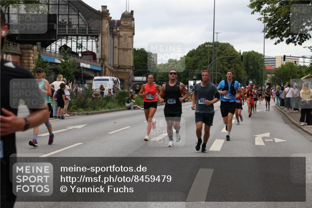 29.06.2025 - hella hamburg halbmarathon Yannick Fuchs http://msf.ph/oto/8459479 29.06.2025 10:56:34 20KM 1006, 1114, 1194, 1212, 1264, 1377, 1432, 1568, 1573, 1674, 1726, 1851, 3001, 3740, 4511, 6311, 6602, 6752, 7869, 8045, 8624, 8730, 10214, 10519, 11180, 12008, 12156, 12286, 13498, 14348, 14368, 14456, 16654, 16688, 16808, 17096, 17136, 17142, 17383, 18382, 18530, 19023 meine-sportfotos.de
