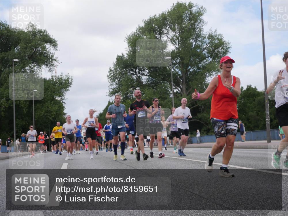 29.06.2025 - hella hamburg halbmarathon Luisa Fischer http://msf.ph/oto/8459651 29.06.2025 10:38:08 Kennedybrücke 1497, 2265, 2482, 3130, 3409, 4884, 6335, 6571, 7020, 8369, 9164, 9248, 10464, 10606 meine-sportfotos.de