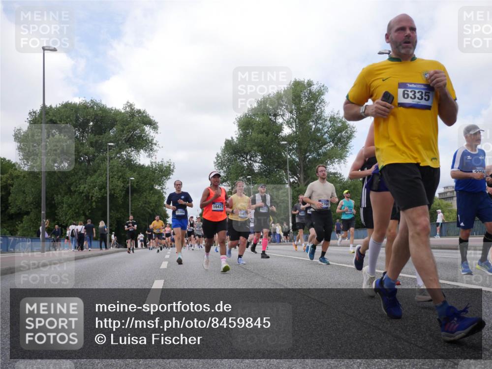 29.06.2025 - hella hamburg halbmarathon Luisa Fischer http://msf.ph/oto/8459845 29.06.2025 10:38:17 Kennedybrücke 16471, 2764, 10335, 15984, 1411, 6335, 1417, 1497, 1821, 1849, 2265, 3409, 5027, 5793, 6335, 6571, 6746, 6803, 6859, 7020, 7386, 7733, 9342, 10335, 10393, 10464 meine-sportfotos.de