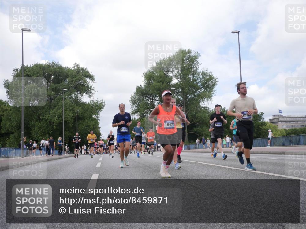 29.06.2025 - hella hamburg halbmarathon Luisa Fischer http://msf.ph/oto/8459871 29.06.2025 10:38:18 Kennedybrücke 15984, 16471, 135, 6803, 1276, 1417, 1497, 1821, 1849, 2265, 3409, 4564, 5027, 5793, 6335, 6571, 6746, 6803, 6859, 7020, 7386, 7733, 9342, 10335, 10393, 10464 meine-sportfotos.de