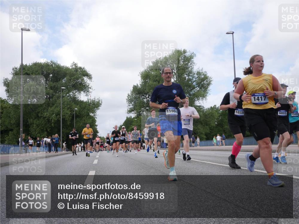 29.06.2025 - hella hamburg halbmarathon Luisa Fischer http://msf.ph/oto/8459918 29.06.2025 10:38:19 Kennedybrücke 1649, 7733, 12326, 15984, 12338, 10335, 1417, 6803, 15405, 1417, 1497, 1821, 1849, 2265, 4564, 5027, 5793, 6335, 6746, 6803, 6859, 7020, 7386, 7733, 9342, 10335, 10393 meine-sportfotos.de