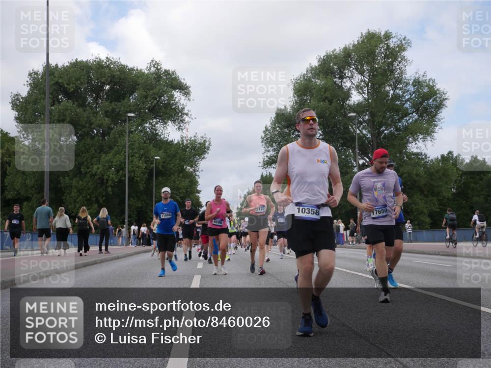 29.06.2025 - hella hamburg halbmarathon Luisa Fischer http://msf.ph/oto/8460026 29.06.2025 10:38:31 Kennedybrücke 11886, 4696, 3958, 10358, 17650, 2198, 3170, 3958, 4333, 4564, 4696, 4703, 6365, 6379, 6397, 8249, 8296, 9803, 10358 meine-sportfotos.de