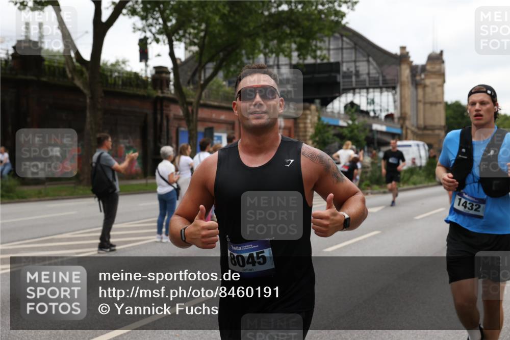29.06.2025 - hella hamburg halbmarathon Yannick Fuchs http://msf.ph/oto/8460191 29.06.2025 10:56:38 20KM 1114, 1194, 1212, 1264, 1377, 1432, 1531, 1573, 1674, 1851, 2447, 2911, 3001, 3740, 4511, 6311, 6602, 6752, 7869, 8045, 8068, 8624, 8730, 11180, 12008, 12156, 12286, 13498, 13874, 14348, 14368, 14677, 16654, 16688, 17096, 17119, 17136, 17142, 18382, 18530, 19023 meine-sportfotos.de