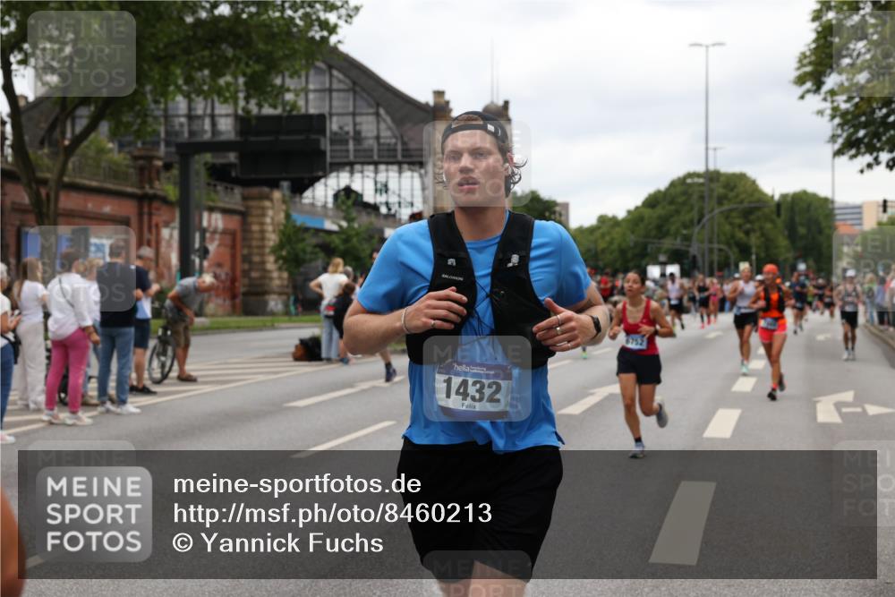 29.06.2025 - hella hamburg halbmarathon Yannick Fuchs http://msf.ph/oto/8460213 29.06.2025 10:56:38 20KM 1114, 1194, 1212, 1264, 1377, 1432, 1531, 1573, 1674, 1851, 2447, 2911, 3001, 3740, 4511, 6311, 6602, 6752, 7869, 8045, 8068, 8624, 8730, 11180, 12008, 12156, 12286, 13498, 13874, 14348, 14368, 14677, 16654, 16688, 17096, 17119, 17136, 17142, 18382, 18530, 19023 meine-sportfotos.de