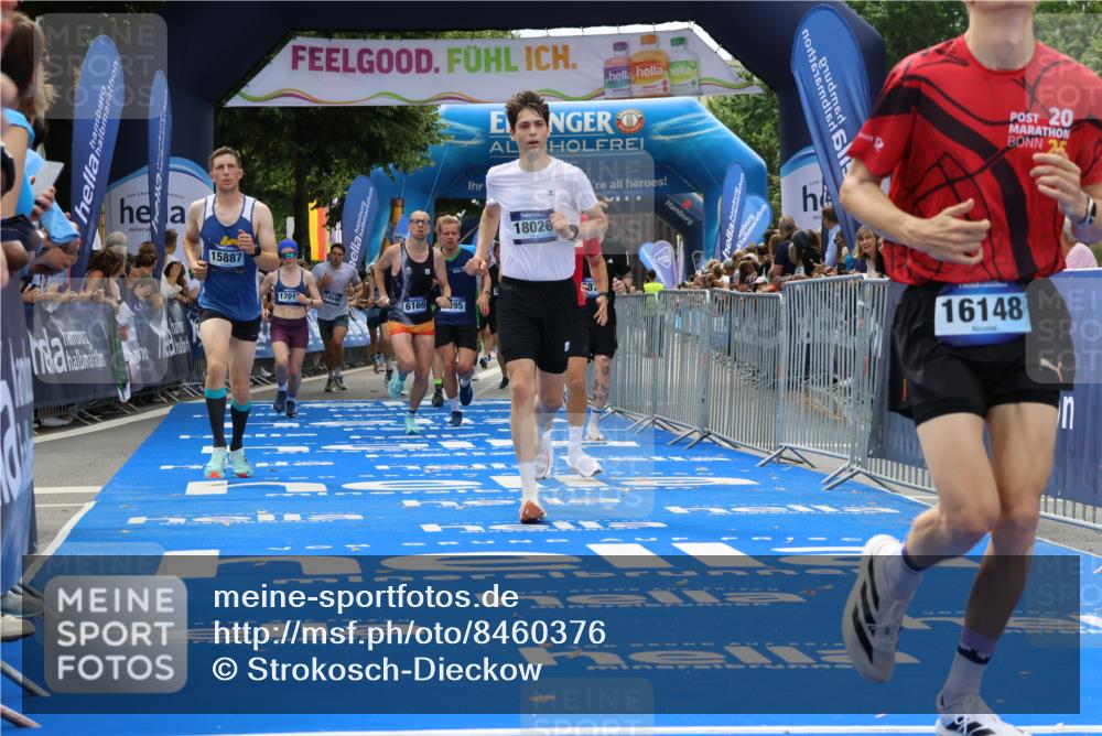 29.06.2025 - hella hamburg halbmarathon Strokosch-Dieckow http://msf.ph/oto/8460376 29.06.2025 10:34:35 Ziel 1644, 5152, 5554, 6169, 6878, 7534, 8395, 11230, 11661, 13618, 14289, 14603, 15887, 16148, 17014, 18026 meine-sportfotos.de