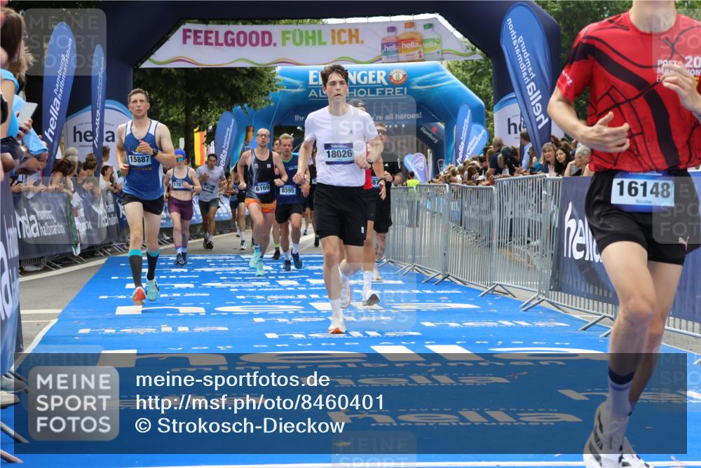 29.06.2025 - hella hamburg halbmarathon Strokosch-Dieckow http://msf.ph/oto/8460401 29.06.2025 10:34:35 Ziel 1644, 5152, 5554, 6169, 6878, 7534, 8395, 11230, 11661, 13618, 14289, 14603, 15887, 16148, 17014, 18026 meine-sportfotos.de