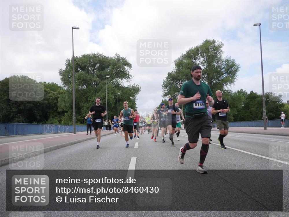 29.06.2025 - hella hamburg halbmarathon Luisa Fischer http://msf.ph/oto/8460430 29.06.2025 10:38:47 Kennedybrücke 113, 18036, 15601, 3211, 17998, 6189, 13414, 3828, 4965, 5147, 6029, 6189, 6867, 8567, 9470, 9819, 10565, 10652 meine-sportfotos.de