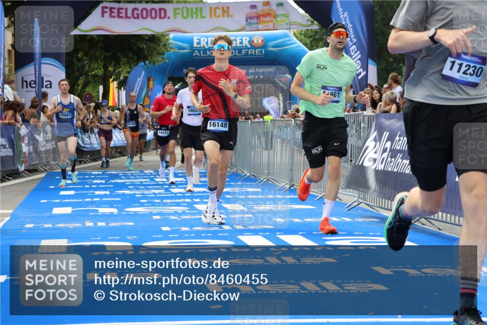 29.06.2025 - hella hamburg halbmarathon Strokosch-Dieckow http://msf.ph/oto/8460455 29.06.2025 10:34:33 Ziel 1644, 6169, 6305, 6878, 7534, 8395, 11230, 11661, 13618, 14289, 15887, 16148, 18026 meine-sportfotos.de