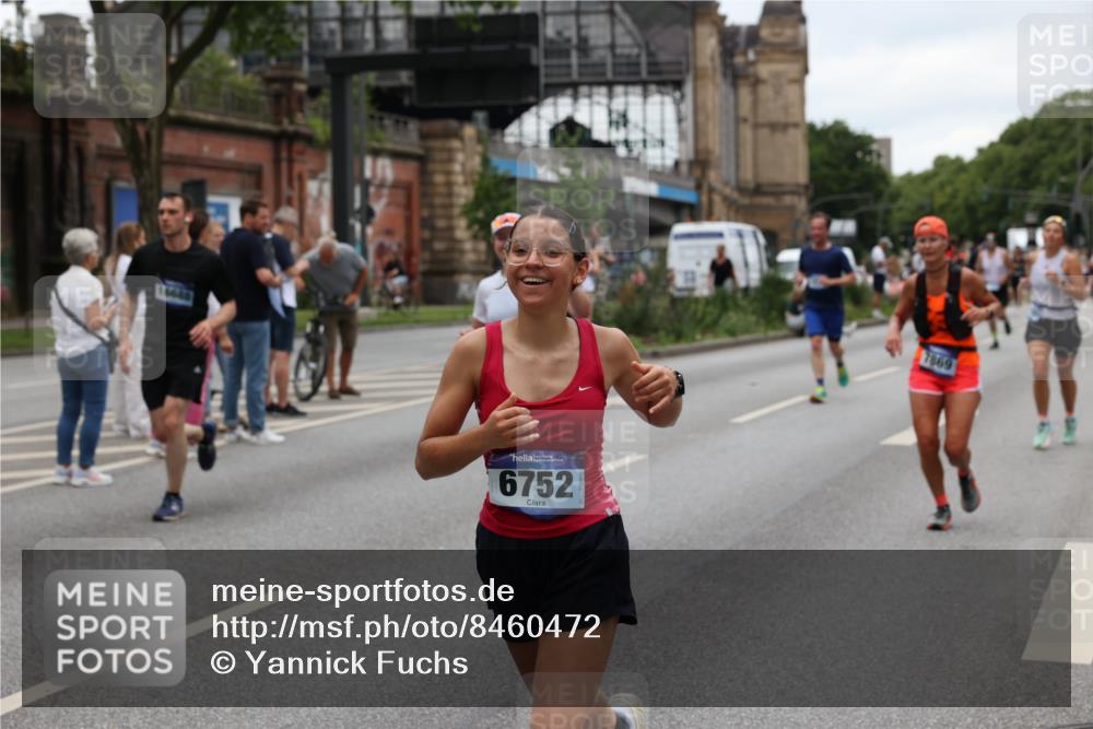 29.06.2025 - hella hamburg halbmarathon Yannick Fuchs http://msf.ph/oto/8460472 29.06.2025 10:56:41 20KM 1114, 1194, 1212, 1432, 1531, 1573, 1674, 1851, 2447, 2911, 3001, 3740, 4511, 6311, 6602, 6752, 7453, 7869, 8045, 8068, 8624, 8730, 11180, 12008, 12156, 12286, 13498, 13874, 14348, 14677, 16654, 16688, 17096, 17119, 17142, 18382, 18530 meine-sportfotos.de