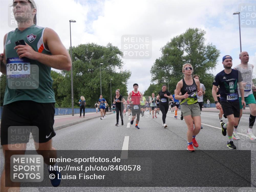 29.06.2025 - hella hamburg halbmarathon Luisa Fischer http://msf.ph/oto/8460578 29.06.2025 10:38:50 Kennedybrücke 18036, 5211, 15032, 15601, 3828, 2412, 3828, 4965, 5147, 6189, 6867, 8567, 9470, 9819, 10565 meine-sportfotos.de