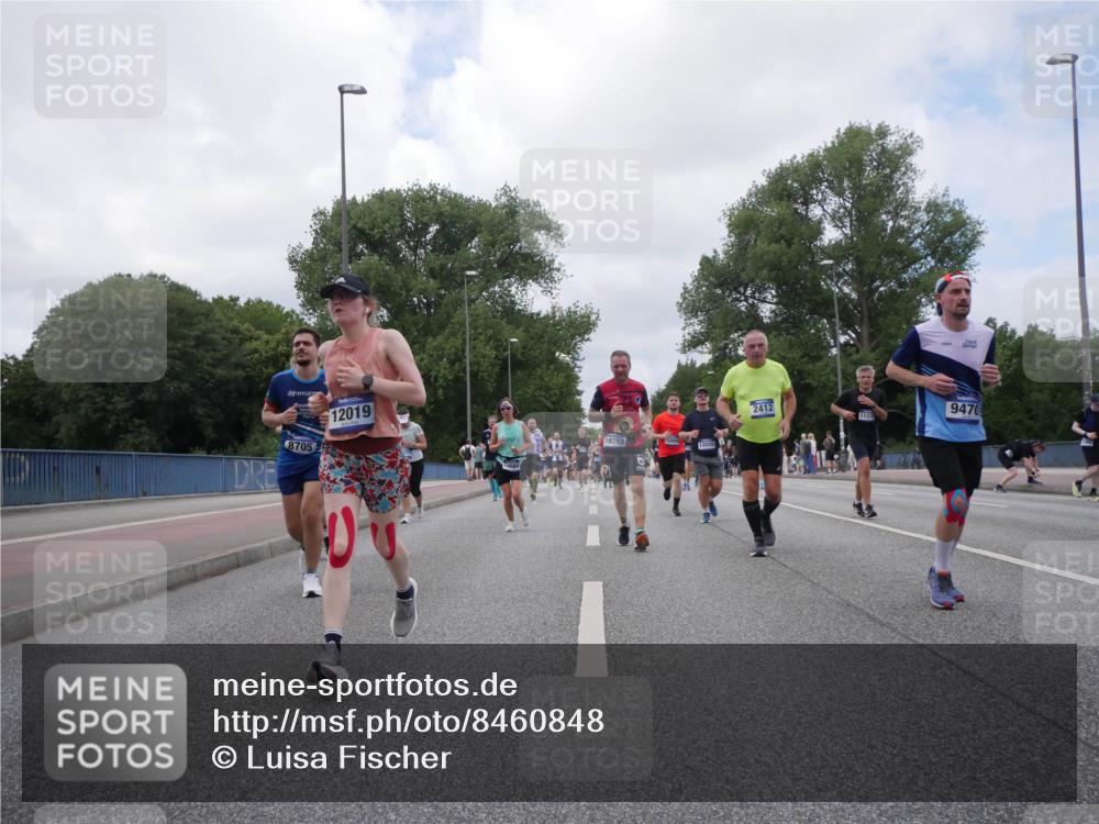 29.06.2025 - hella hamburg halbmarathon Luisa Fischer http://msf.ph/oto/8460848 29.06.2025 10:38:55 Kennedybrücke 8705, 12019, 18269, 12869, 12026, 9470, 2412, 1123, 2412, 2827, 4413, 6867, 8567, 9470, 9819 meine-sportfotos.de