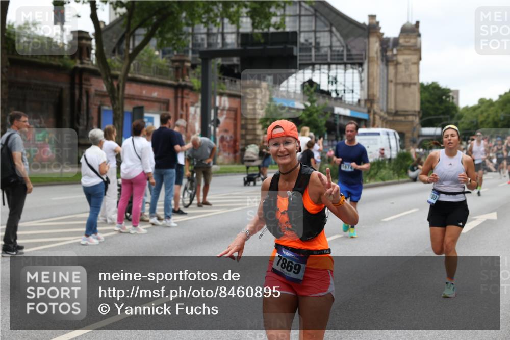29.06.2025 - hella hamburg halbmarathon Yannick Fuchs http://msf.ph/oto/8460895 29.06.2025 10:56:43 20KM 1114, 1194, 1212, 1432, 1531, 1573, 1674, 1851, 2447, 2911, 3001, 3740, 4511, 6311, 6602, 6752, 7453, 7869, 8045, 8068, 8624, 8730, 9306, 11180, 11310, 12008, 12156, 12286, 12571, 13498, 13874, 13939, 14348, 14677, 16654, 16688, 17096, 17119, 17142, 18382, 18530 meine-sportfotos.de