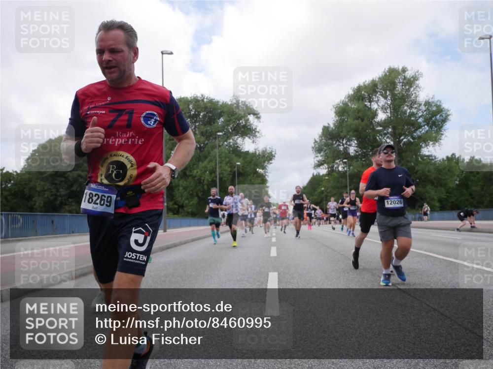 29.06.2025 - hella hamburg halbmarathon Luisa Fischer http://msf.ph/oto/8460995 29.06.2025 10:38:58 Kennedybrücke 18269, 12026, 2412, 2827, 4413, 8947, 9470 meine-sportfotos.de