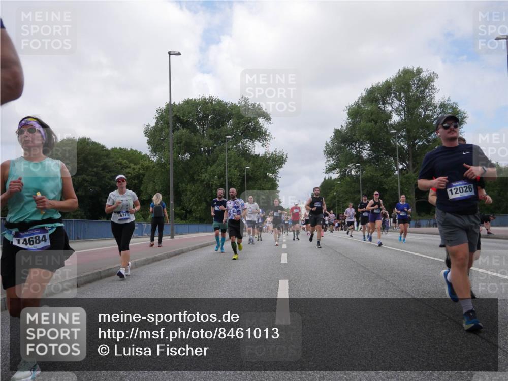 29.06.2025 - hella hamburg halbmarathon Luisa Fischer http://msf.ph/oto/8461013 29.06.2025 10:38:58 Kennedybrücke 14684, 11979, 16311, 171, 12026, 2412, 2827, 4413, 8947, 9470 meine-sportfotos.de
