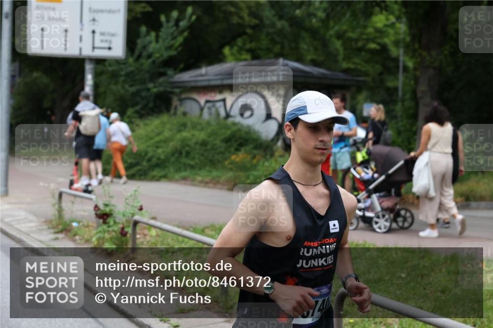 29.06.2025 - hella hamburg halbmarathon Yannick Fuchs http://msf.ph/oto/8461372 29.06.2025 10:56:48 20KM 1114, 1194, 1212, 1420, 1427, 1432, 1531, 1674, 1851, 2447, 2582, 2683, 2911, 3001, 3625, 3740, 4389, 4511, 6311, 6602, 6752, 6966, 7453, 7869, 8045, 8068, 8730, 9306, 11180, 11310, 12004, 12008, 12286, 12571, 12836, 12978, 13739, 13874, 13939, 14348, 14677, 14917, 16654, 16688, 17096, 17119, 17142, 17818, 18382, 18530 meine-sportfotos.de