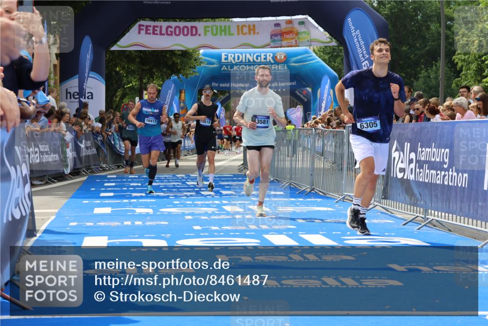 29.06.2025 - hella hamburg halbmarathon Strokosch-Dieckow http://msf.ph/oto/8461487 29.06.2025 10:34:18 Ziel 1002, 1080, 3005, 5550, 7901, 9686, 14784, 16417, 18099, 18906 meine-sportfotos.de