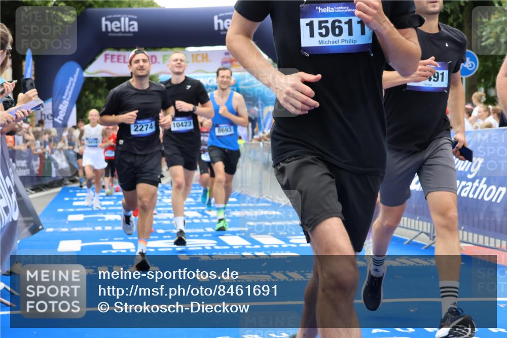 29.06.2025 - hella hamburg halbmarathon Strokosch-Dieckow http://msf.ph/oto/8461691 29.06.2025 10:47:22 Ziel 51, 1012, 1592, 2274, 2839, 2864, 2869, 2953, 3304, 5024, 5532, 5650, 6134, 6168, 6203, 8693, 8852, 9305, 10423, 11021, 11077, 11491, 11518, 13672, 13782, 14722, 15350, 15611, 15923, 16089, 16286, 16819, 17846, 17905, 18758, 18856, 18974 meine-sportfotos.de
