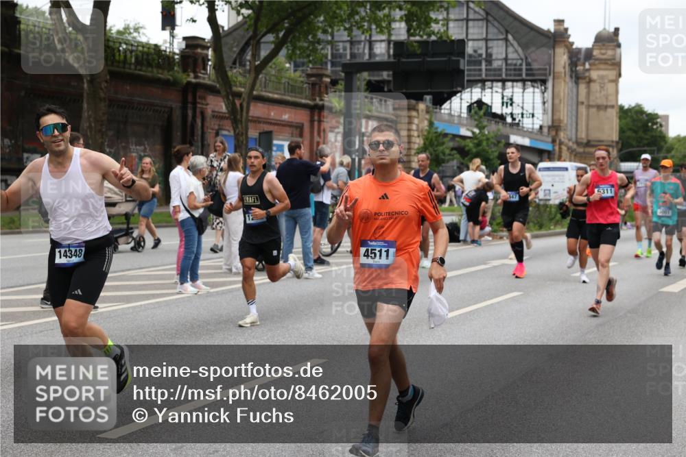 29.06.2025 - hella hamburg halbmarathon Yannick Fuchs http://msf.ph/oto/8462005 29.06.2025 10:56:50 20KM 1114, 1126, 1194, 1212, 1420, 1427, 1531, 1674, 1851, 2447, 2582, 2683, 2911, 3001, 3182, 3248, 3625, 3740, 4389, 4511, 5763, 6311, 6602, 6752, 6966, 7453, 7869, 8068, 8176, 8721, 8730, 9306, 11180, 11310, 12004, 12008, 12286, 12571, 12836, 12978, 13739, 13874, 13939, 14348, 14677, 14917, 16688, 17096, 17119, 17142, 17818, 18382, 18530 meine-sportfotos.de