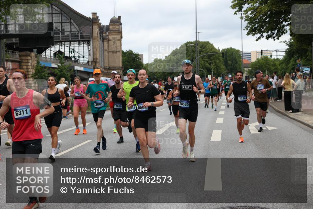 29.06.2025 - hella hamburg halbmarathon Yannick Fuchs http://msf.ph/oto/8462573 29.06.2025 10:56:52 20KM 1114, 1126, 1194, 1212, 1420, 1427, 1531, 1674, 1851, 1881, 2447, 2582, 2683, 2911, 3001, 3182, 3248, 3625, 3740, 4389, 4511, 4538, 5708, 5763, 6311, 6602, 6966, 7453, 7869, 8068, 8176, 8721, 8730, 9306, 11180, 11310, 12004, 12008, 12286, 12571, 12836, 12978, 13739, 13874, 13939, 14348, 14677, 14917, 16420, 16540, 17045, 17096, 17119, 17142, 17818, 18382, 18530, 18999 meine-sportfotos.de
