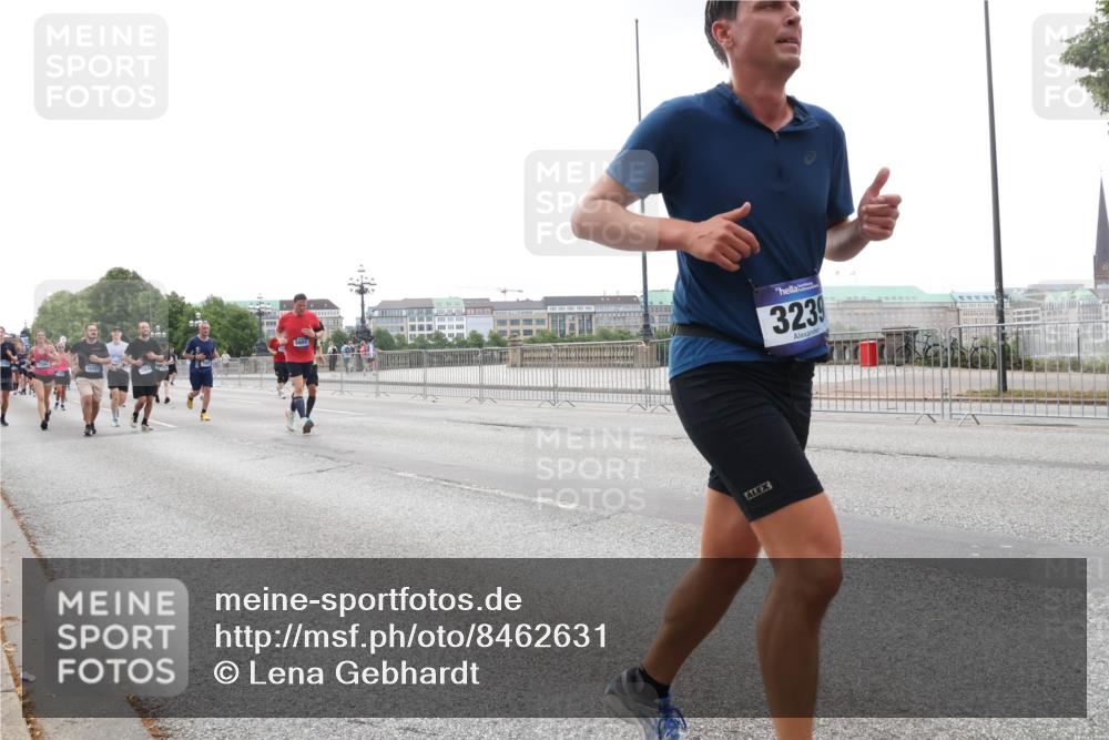 29.06.2025 - hella hamburg halbmarathon Lena Gebhardt http://msf.ph/oto/8462631 29.06.2025 10:32:04 Lombardsbrücke 7344, 5601, 3239, 1235, 1311, 1373, 1844, 1879, 1987, 2349, 2384, 2672, 2831, 2832, 2943, 3022, 3221, 3239, 3358, 3396, 3397, 3424, 3571, 3681, 3707, 3751, 3752, 3778, 3822, 4314, 4365, 4605, 4877, 4924, 5156, 5496, 5601, 5658, 5743, 5965, 6160, 6218, 6252, 6640, 6718, 6727, 7135, 7239, 7295, 7334, 7344, 7535, 7570, 7695, 7789, 7816, 7898, 8124, 8175, 8304, 8538, 8620, 8787, 8806, 8914, 9078, 9104, 9125, 9206, 9478, 9812, 9883 meine-sportfotos.de