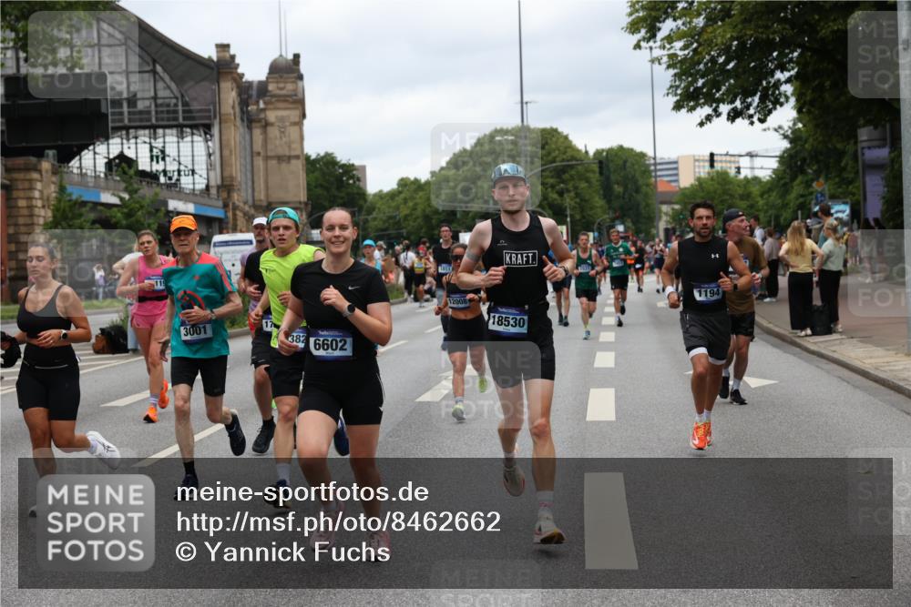 29.06.2025 - hella hamburg halbmarathon Yannick Fuchs http://msf.ph/oto/8462662 29.06.2025 10:56:53 20KM 1114, 1126, 1194, 1212, 1420, 1427, 1531, 1674, 1851, 1881, 2447, 2582, 2683, 2911, 3001, 3182, 3248, 3625, 3740, 4389, 4511, 4538, 5653, 5708, 5763, 6311, 6602, 6966, 7453, 8068, 8176, 8721, 8730, 9306, 9554, 11310, 12004, 12008, 12286, 12571, 12836, 12978, 13739, 13874, 13939, 14348, 14677, 14917, 16420, 16540, 17045, 17096, 17119, 17142, 17818, 18382, 18530, 18999, 19241 meine-sportfotos.de