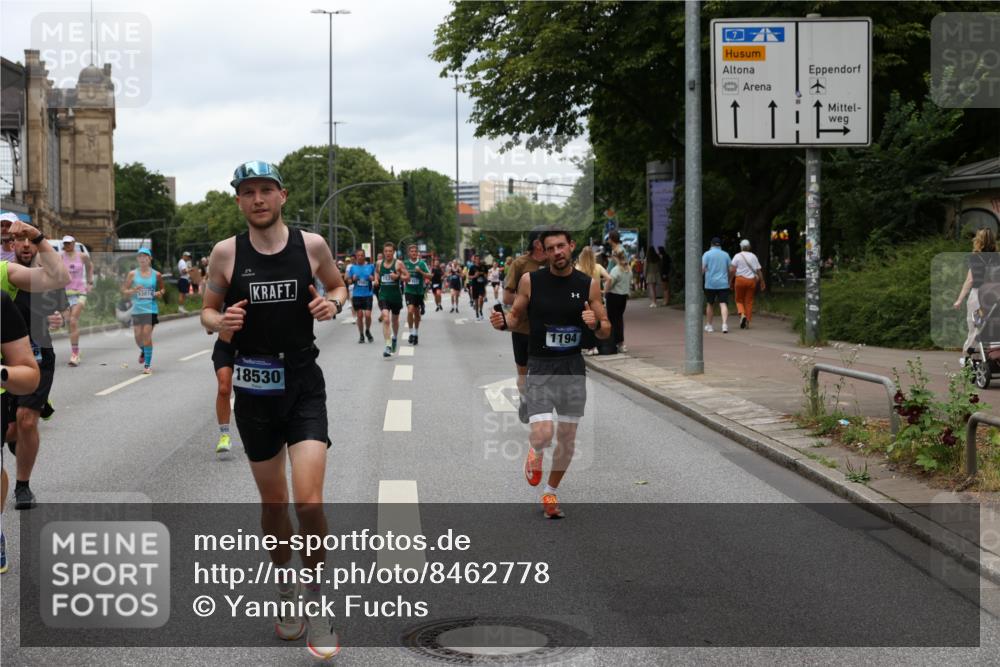 29.06.2025 - hella hamburg halbmarathon Yannick Fuchs http://msf.ph/oto/8462778 29.06.2025 10:56:53 20KM 1114, 1126, 1194, 1212, 1420, 1427, 1531, 1674, 1851, 1881, 2447, 2582, 2683, 2911, 3001, 3182, 3248, 3625, 3740, 4389, 4511, 4538, 5653, 5708, 5763, 6311, 6602, 6966, 7453, 8068, 8176, 8721, 8730, 9306, 9554, 11310, 12004, 12008, 12286, 12571, 12836, 12978, 13739, 13874, 13939, 14348, 14677, 14917, 16420, 16540, 17045, 17096, 17119, 17142, 17818, 18382, 18530, 18999, 19241 meine-sportfotos.de