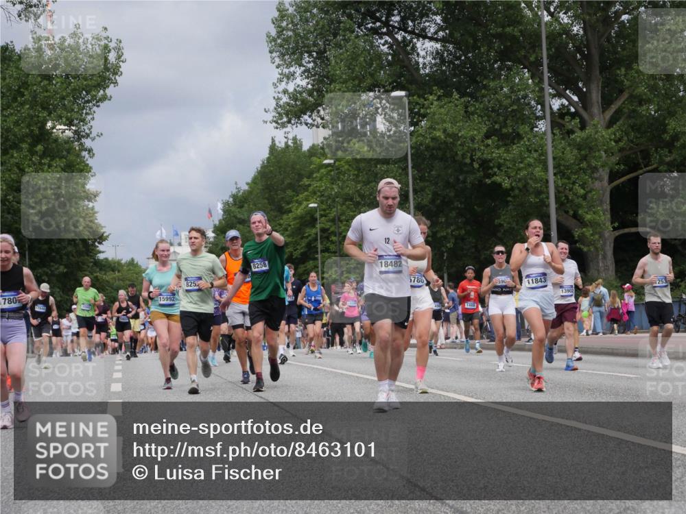 29.06.2025 - hella hamburg halbmarathon Luisa Fischer http://msf.ph/oto/8463101 29.06.2025 10:40:09 Kennedybrücke 780, 17840, 5560, 15992, 825, 8258, 12, 18482, 5786, 490, 1488, 390, 11843, 253, 13902, 1253, 1488, 1948, 1952, 2072, 2811, 3398, 3428, 5560, 5786, 8257, 8258, 8937, 9918, 10862 meine-sportfotos.de