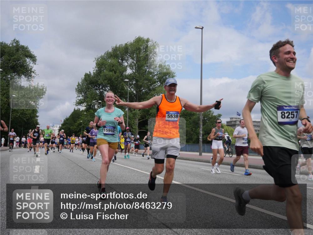 29.06.2025 - hella hamburg halbmarathon Luisa Fischer http://msf.ph/oto/8463279 29.06.2025 10:40:14 Kennedybrücke 178, 00, 15992, 5538, 303, 13902, 8257, 125, 1253, 1488, 1490, 1597, 1952, 2072, 2552, 3165, 3714, 5560, 5786, 6804, 7202, 7235, 7707, 7823, 8257, 8258, 8315, 10862 meine-sportfotos.de