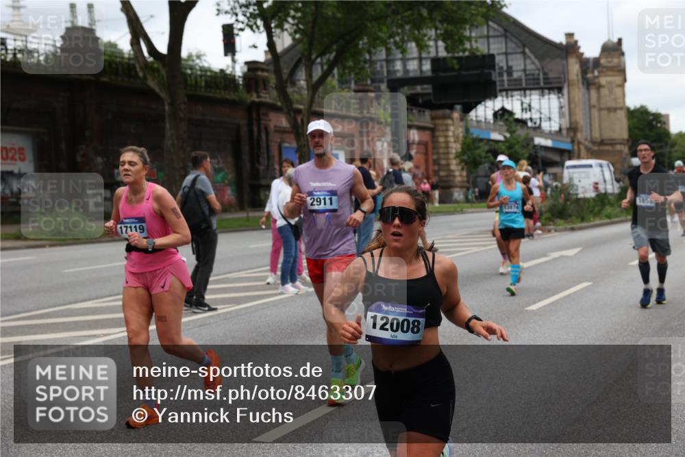 29.06.2025 - hella hamburg halbmarathon Yannick Fuchs http://msf.ph/oto/8463307 29.06.2025 10:56:56 20KM 1114, 1126, 1194, 1212, 1420, 1427, 1531, 1674, 1851, 1881, 2447, 2582, 2683, 2911, 3001, 3182, 3248, 3625, 3740, 4389, 4511, 4538, 5058, 5653, 5708, 5763, 6142, 6311, 6602, 6966, 7453, 8068, 8176, 8721, 9306, 9554, 11310, 12004, 12008, 12286, 12571, 12836, 12978, 13739, 13874, 13939, 14348, 14677, 14917, 16420, 16540, 17045, 17096, 17119, 17142, 17818, 18359, 18382, 18530, 18999, 19241 meine-sportfotos.de