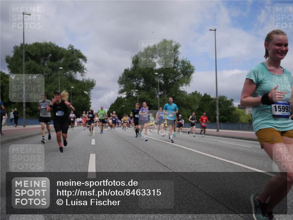 29.06.2025 - hella hamburg halbmarathon Luisa Fischer http://msf.ph/oto/8463315 29.06.2025 10:40:16 Kennedybrücke 2520, 15992, 56, 1118, 1253, 1488, 1490, 1597, 1952, 2552, 3165, 3714, 3873, 5560, 5786, 6804, 7202, 7235, 7707, 7823, 8257, 8258, 8315, 10024, 10112 meine-sportfotos.de