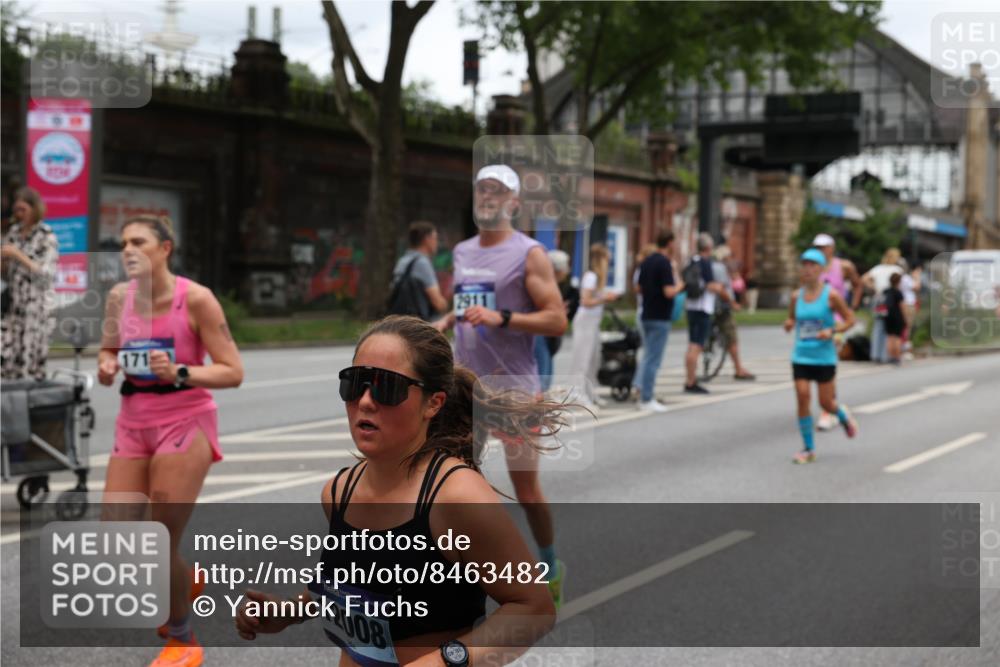 29.06.2025 - hella hamburg halbmarathon Yannick Fuchs http://msf.ph/oto/8463482 29.06.2025 10:56:56 20KM 1114, 1126, 1194, 1212, 1420, 1427, 1531, 1674, 1851, 1881, 2447, 2582, 2683, 2911, 3001, 3182, 3248, 3625, 3740, 4389, 4511, 4538, 5058, 5653, 5708, 5763, 6142, 6311, 6602, 6966, 7453, 8068, 8176, 8721, 9306, 9554, 11310, 12004, 12008, 12286, 12571, 12836, 12978, 13739, 13874, 13939, 14348, 14677, 14917, 16420, 16540, 17045, 17096, 17119, 17142, 17818, 18359, 18382, 18530, 18999, 19241 meine-sportfotos.de