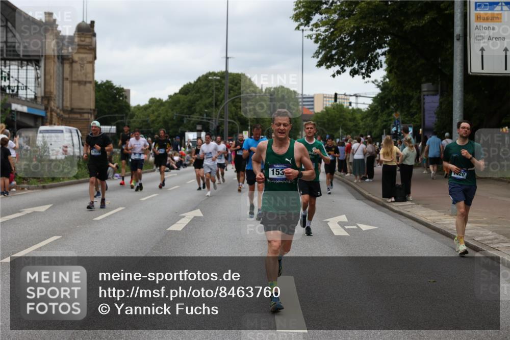 29.06.2025 - hella hamburg halbmarathon Yannick Fuchs http://msf.ph/oto/8463760 29.06.2025 10:56:58 20KM 1114, 1126, 1194, 1420, 1427, 1531, 1851, 1881, 2447, 2582, 2683, 2911, 3001, 3182, 3248, 3625, 3740, 4389, 4511, 4538, 4665, 5058, 5511, 5653, 5708, 5763, 6142, 6311, 6602, 6966, 7453, 8068, 8176, 8478, 8721, 9306, 9554, 11310, 11402, 12004, 12008, 12571, 12836, 12978, 13739, 13874, 13939, 14348, 14677, 14917, 16371, 16420, 16540, 17045, 17096, 17119, 17142, 17818, 18359, 18382, 18530, 18999, 19241 meine-sportfotos.de