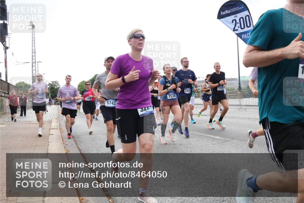 29.06.2025 - hella hamburg halbmarathon Lena Gebhardt http://msf.ph/oto/8464050 29.06.2025 10:32:16 Lombardsbrücke 17073, 14191, 707, 13026, 7535, 5743, 2, 00, 1199, 1311, 1640, 1987, 2349, 2384, 2672, 2943, 3022, 3221, 3239, 3358, 3365, 3653, 3707, 3751, 3752, 3778, 3822, 4314, 4365, 4605, 4857, 4877, 4924, 5156, 5496, 5601, 5658, 5743, 5783, 5871, 5941, 6218, 6228, 6252, 6312, 6315, 6718, 6727, 7135, 7239, 7295, 7344, 7468, 7535, 7570, 7695, 7702, 7789, 7816, 7898, 8124, 8127, 8175, 8303, 8538, 8625, 8787, 8840, 8914, 8993, 9125, 9206, 10002 meine-sportfotos.de