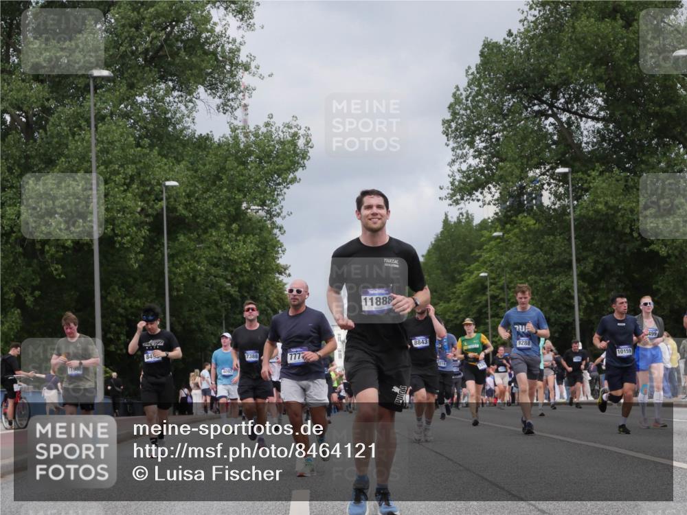 29.06.2025 - hella hamburg halbmarathon Luisa Fischer http://msf.ph/oto/8464121 29.06.2025 10:40:42 Kennedybrücke 11980, 845, 4097, 7388, 777, 11888, 8843, 2016, 9288, 10159, 499, 1339, 1799, 2016, 2031, 2480, 4442, 4618, 5640, 6243, 7085, 7544, 8499, 8843, 9288, 10159 meine-sportfotos.de