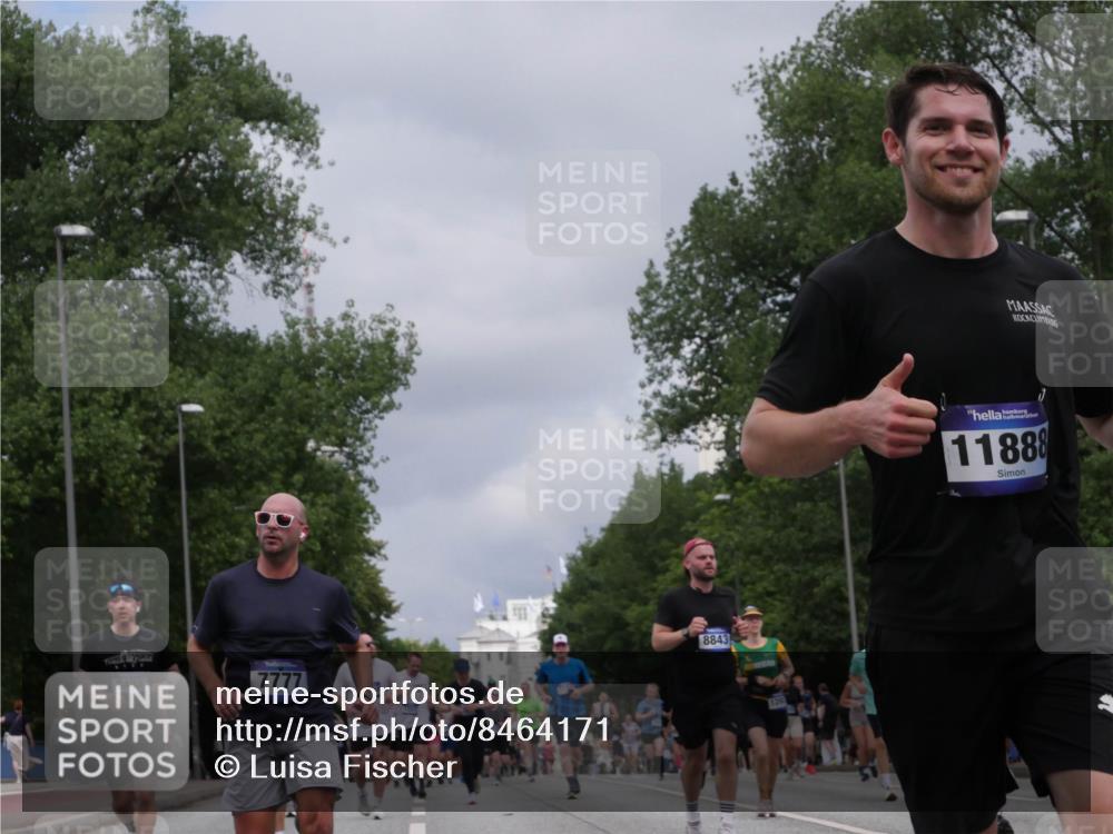 29.06.2025 - hella hamburg halbmarathon Luisa Fischer http://msf.ph/oto/8464171 29.06.2025 10:40:43 Kennedybrücke 8498, 7777, 8843, 11888, 1337, 1799, 2016, 2031, 2480, 4442, 5640, 7085, 7124, 7544, 8499, 8843, 9288, 10159 meine-sportfotos.de