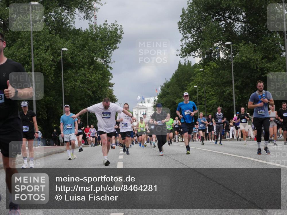 29.06.2025 - hella hamburg halbmarathon Luisa Fischer http://msf.ph/oto/8464281 29.06.2025 10:40:47 Kennedybrücke 996, 4097, 16937, 14915, 1762, 1337, 111, 7124, 5522, 2016, 1658, 1337, 1799, 2016, 2031, 4442, 4762, 5522, 5523, 7124, 7544, 8499, 8843, 8985, 9288, 10159, 10836 meine-sportfotos.de