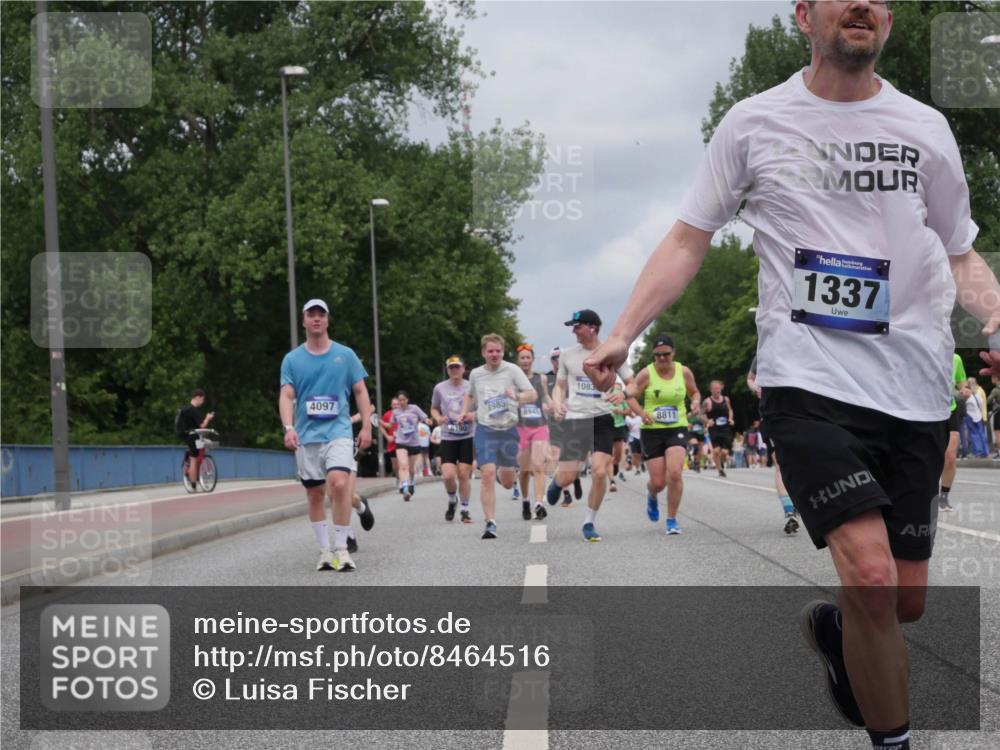 29.06.2025 - hella hamburg halbmarathon Luisa Fischer http://msf.ph/oto/8464516 29.06.2025 10:40:54 Kennedybrücke 4097, 8985, 8945, 1083, 8811, 1337, 1337, 1799, 2016, 2853, 4762, 5522, 5523, 6955, 7124, 7321, 8811, 8985, 9894, 10506, 10836 meine-sportfotos.de