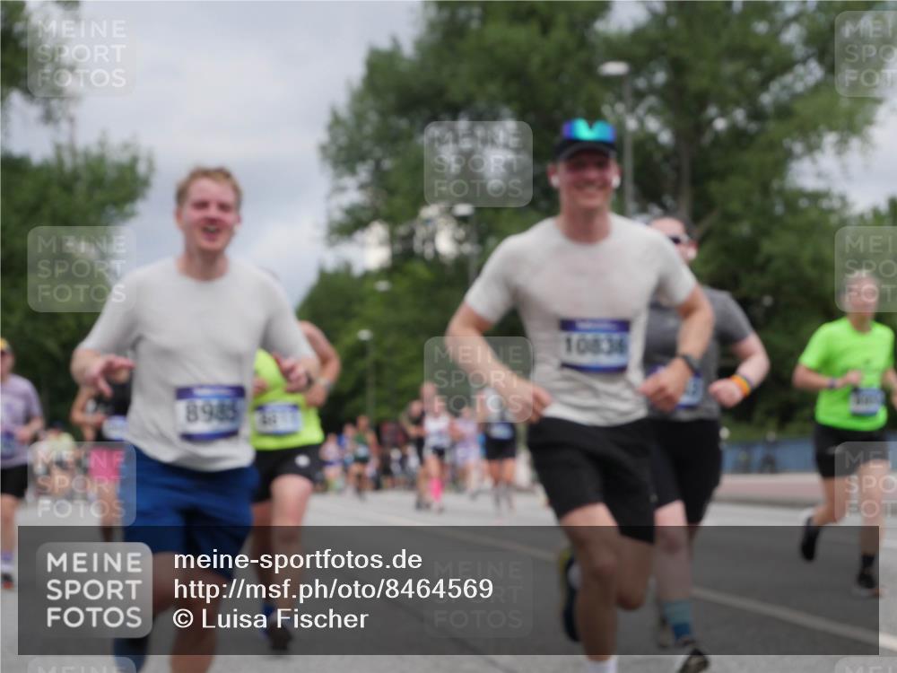 29.06.2025 - hella hamburg halbmarathon Luisa Fischer http://msf.ph/oto/8464569 29.06.2025 10:40:57 Kennedybrücke 8985, 10836, 1475, 2853, 4762, 5139, 5522, 5523, 6955, 7321, 8811, 8985, 9894, 10506, 10836 meine-sportfotos.de